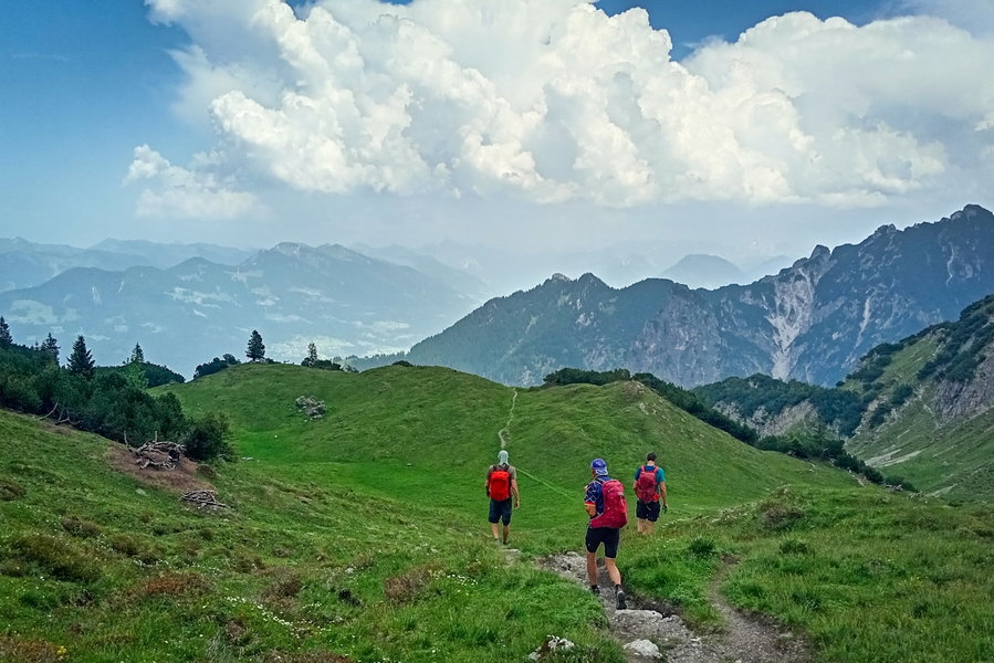 Im Abstieg Richtung Garsellaalpe. Foto: Norman und Lisa