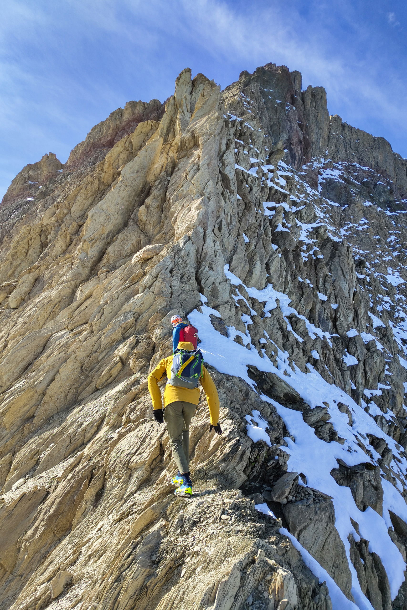 Eindrücke vom Ostgrat. Fotos: Simon Widy