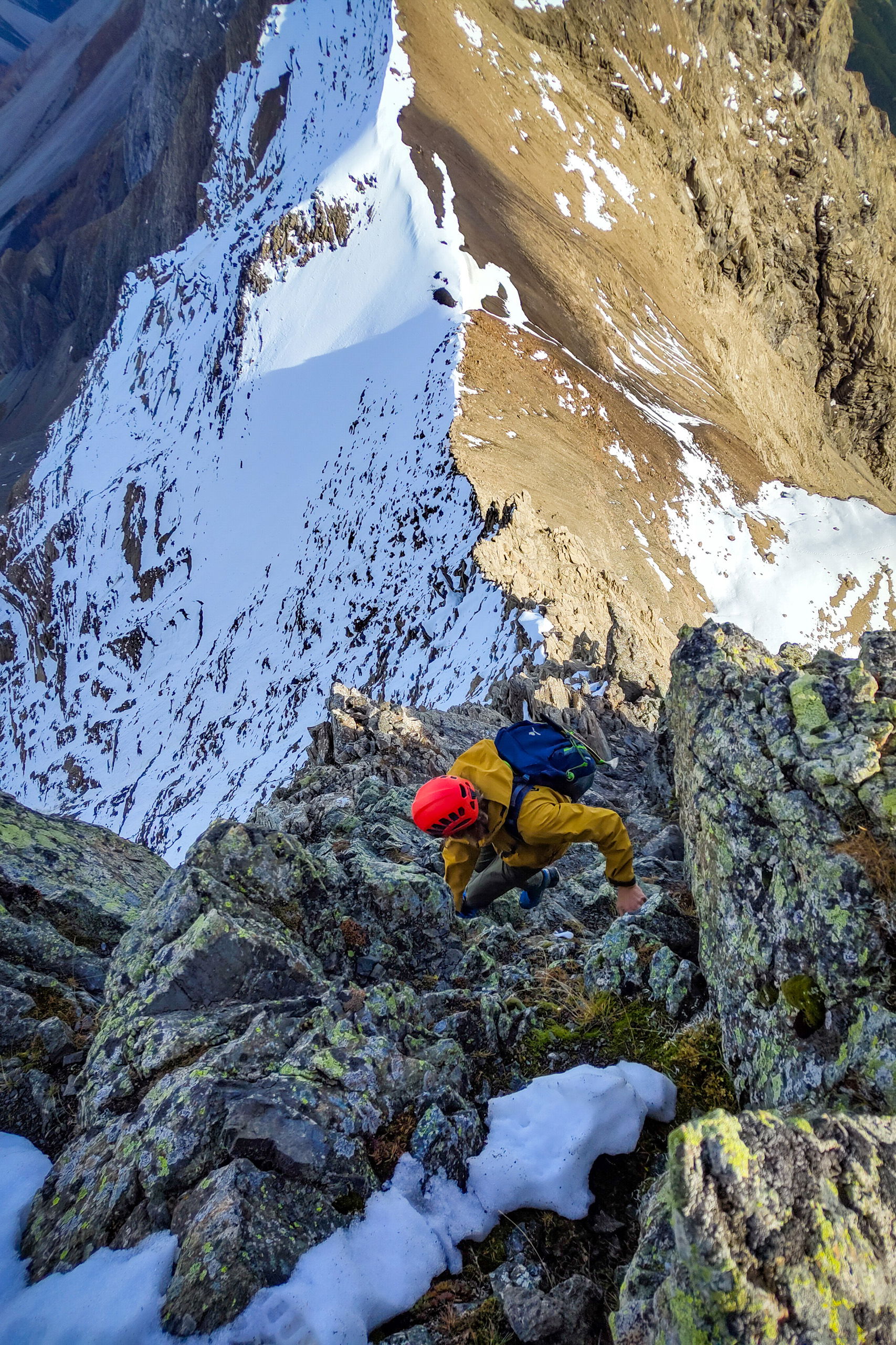 Eindrücke vom Ostgrat. Fotos: Simon Widy