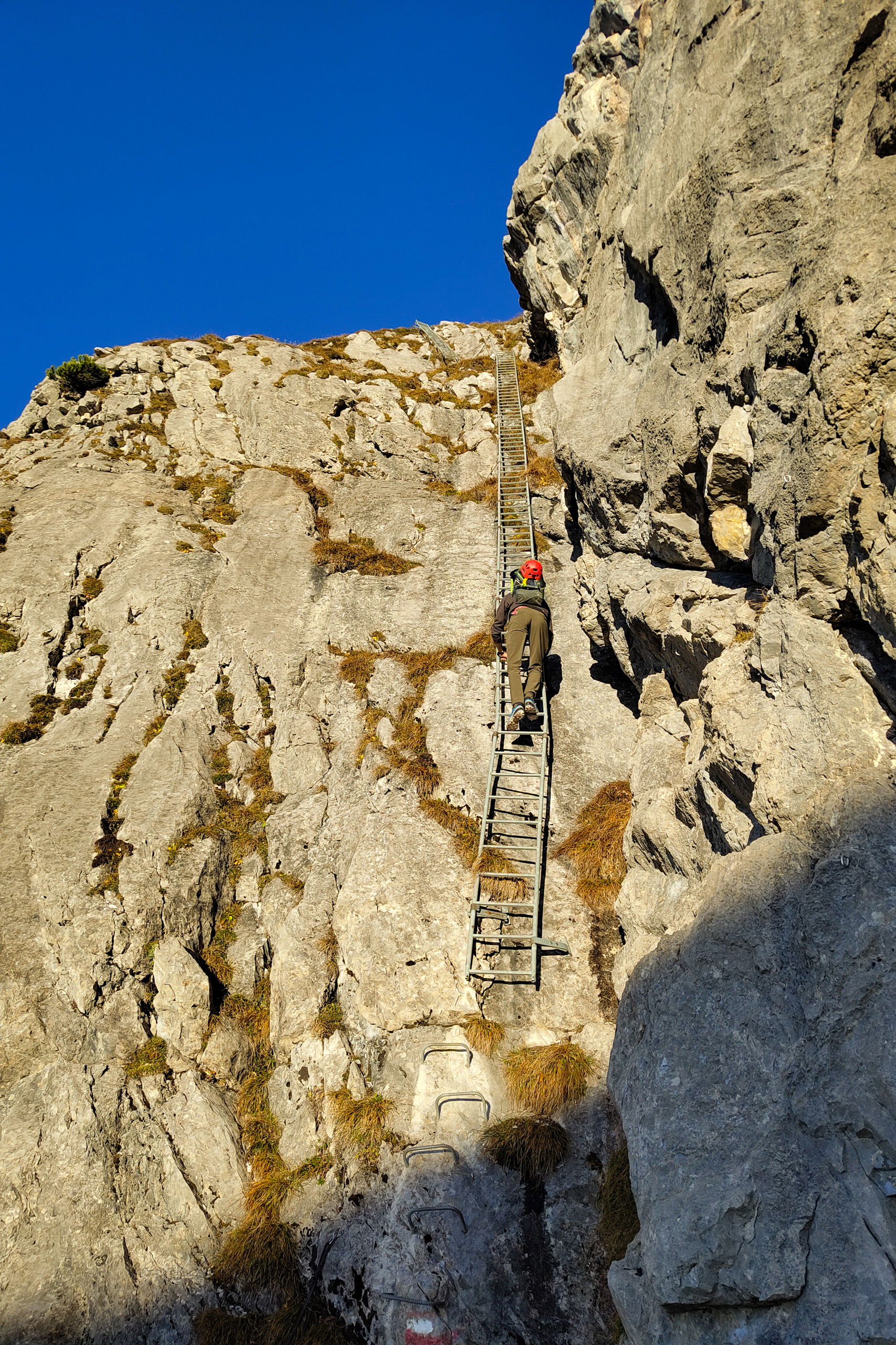 Abstieg nach Grins. Fotos: Simon Widy