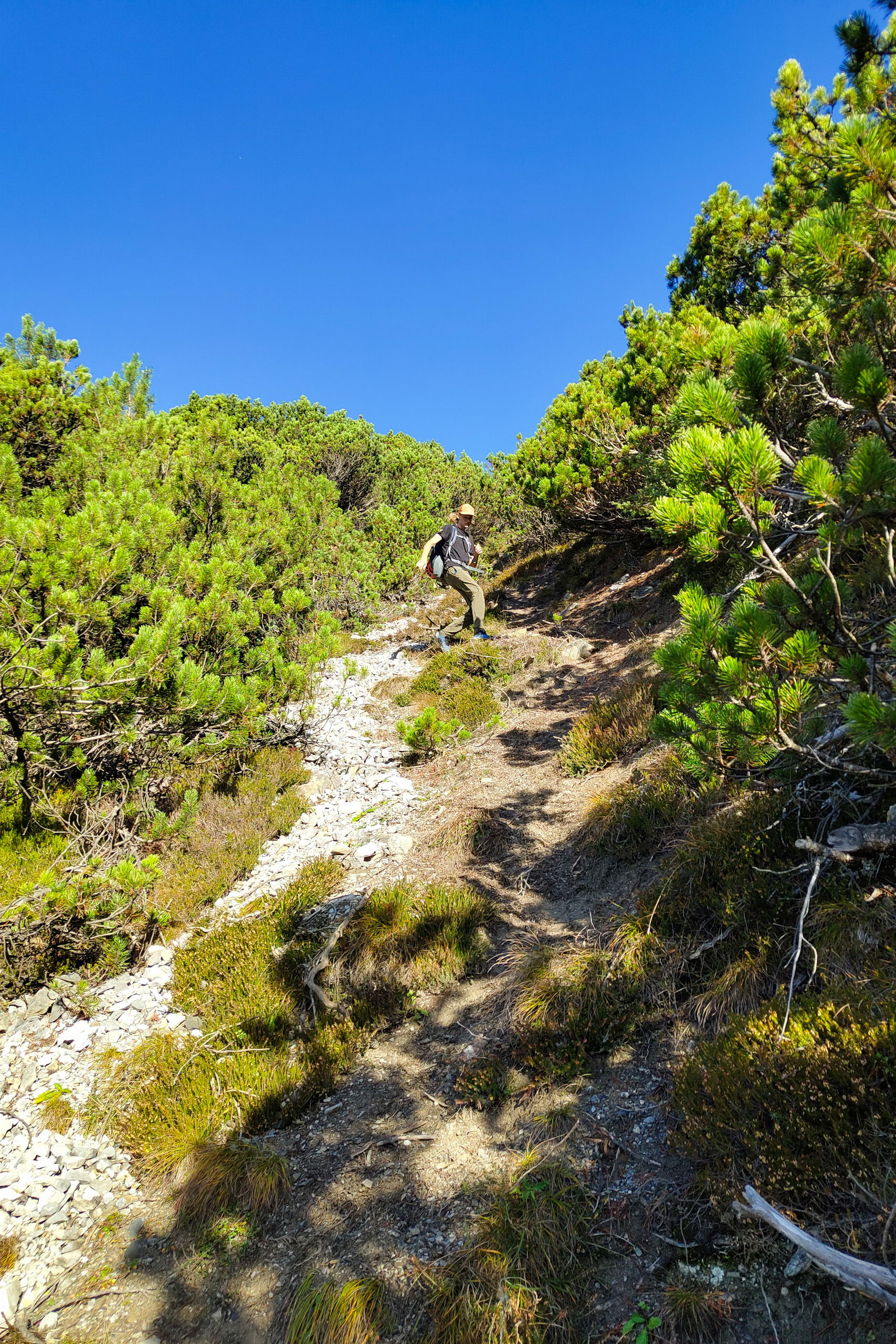 Abstieg nach Grins. Fotos: Simon Widy