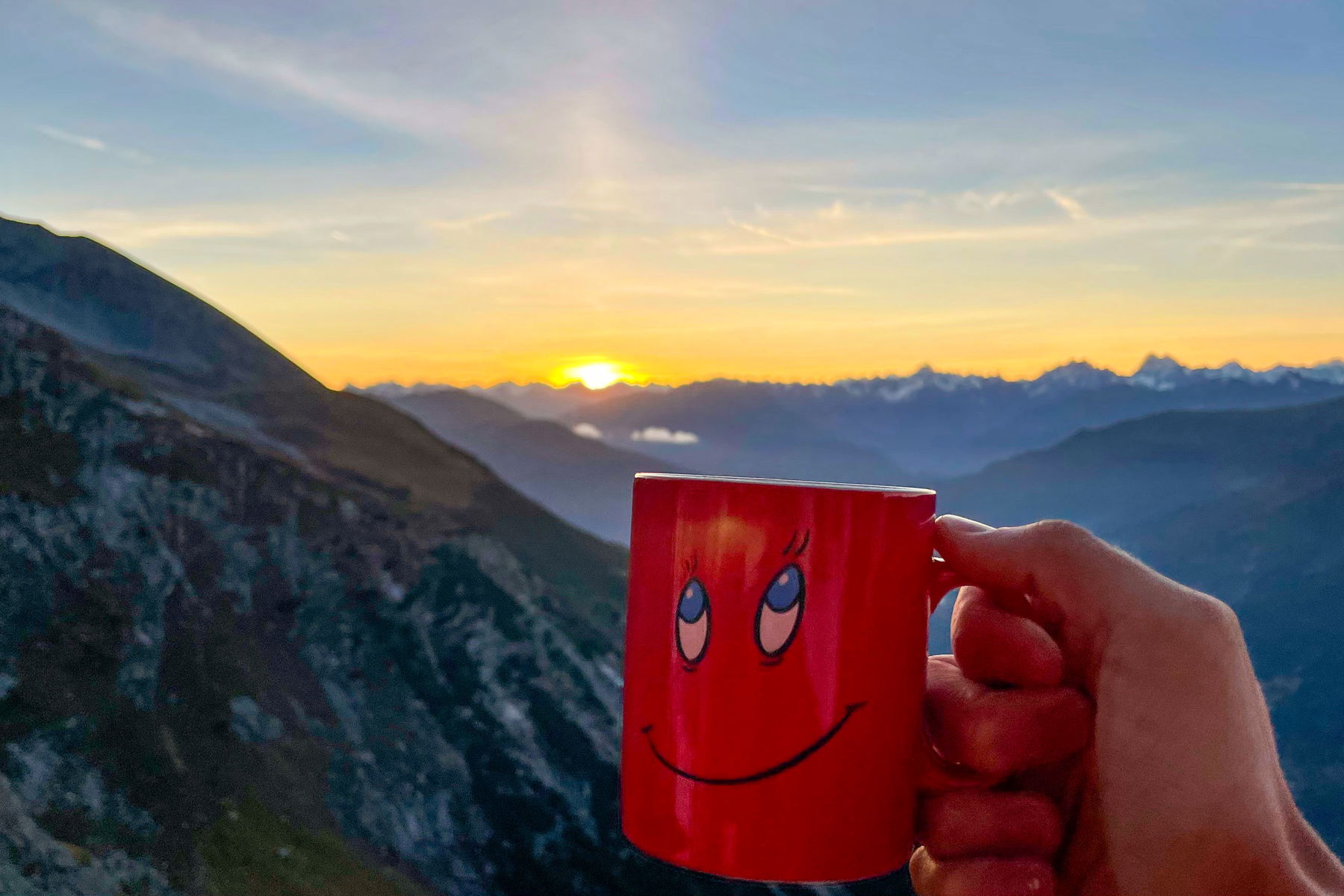 Morgenstimmung auf der Augsburger Hütte. Fotos: Linus Güttler