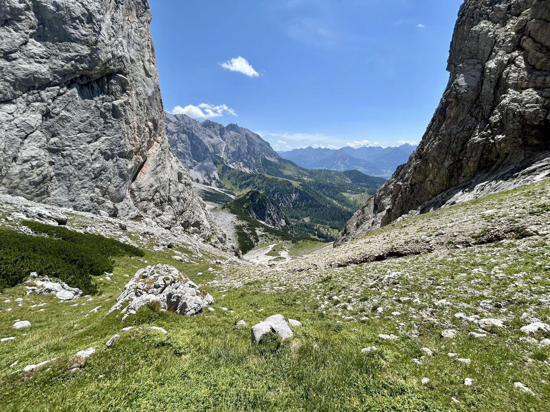 Torblick Richtung Türlwandhütte. Foto Veronika Schöll