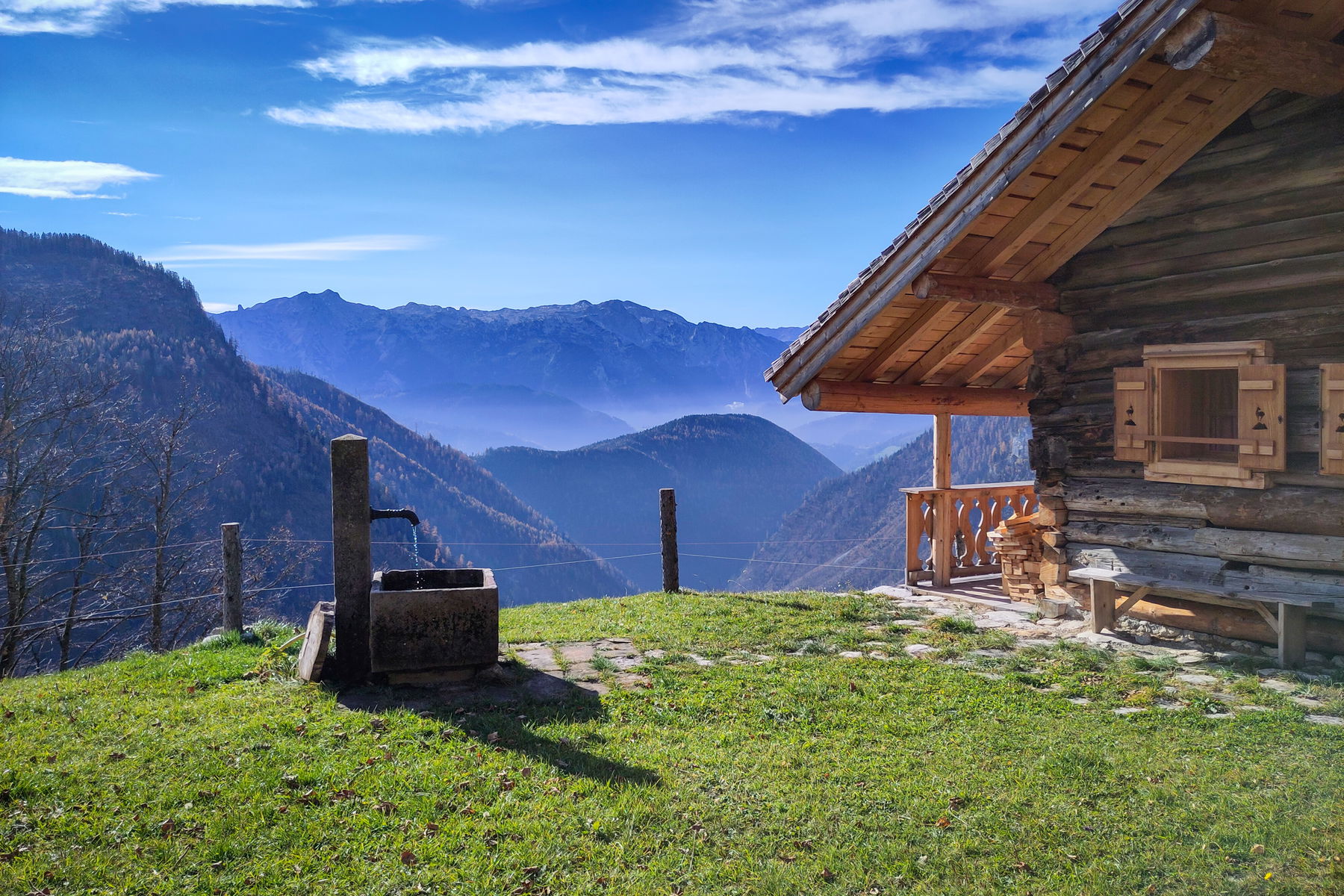 Was für ein Leckerbissen am Präsentierteller! – Egelseealm (Es grasten sogar noch Schafe). Foto: Karl Plohovich
