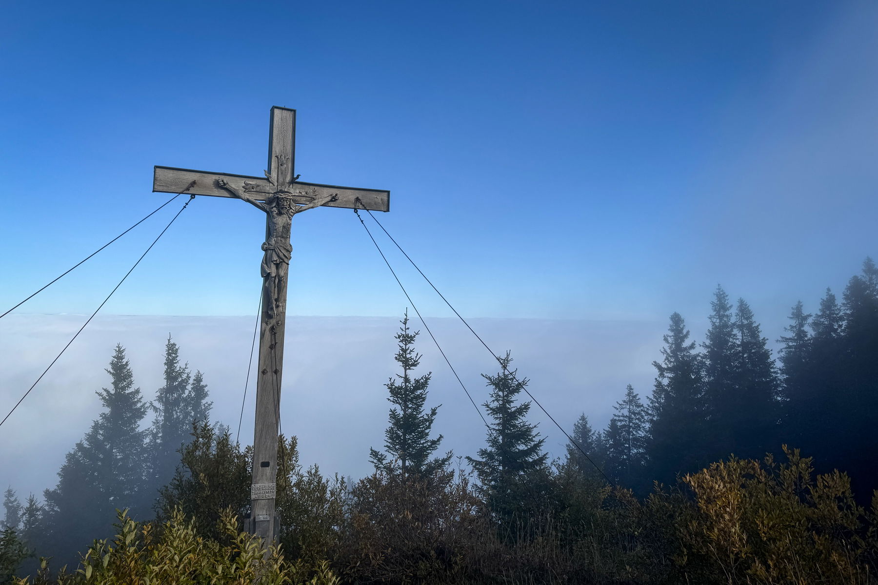 Gipfelkreuz des Immenstädter Horn. Foto: Bernhard Walle