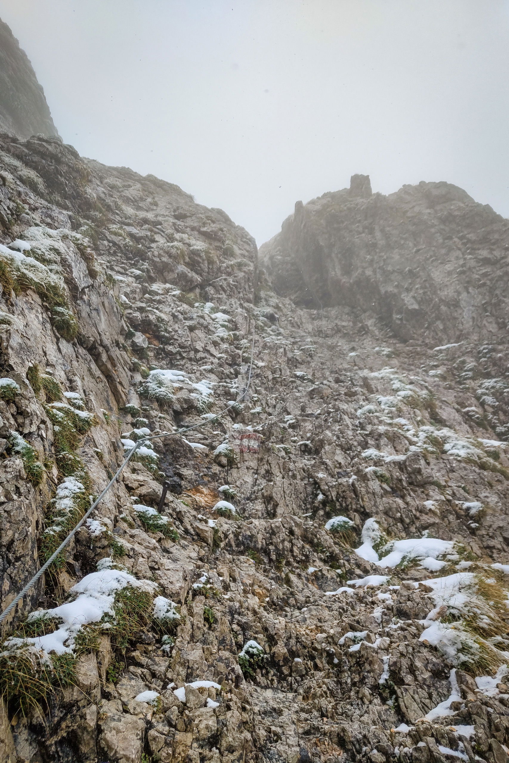 Versicherte Stellen am zahmen Gamseck. Fotos: Simon Widy