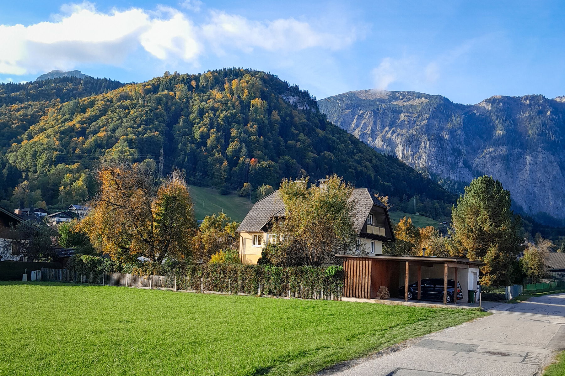 Eindrücke vom Abstieg inklusive Almabtrieb. Fotos: Martin Winter