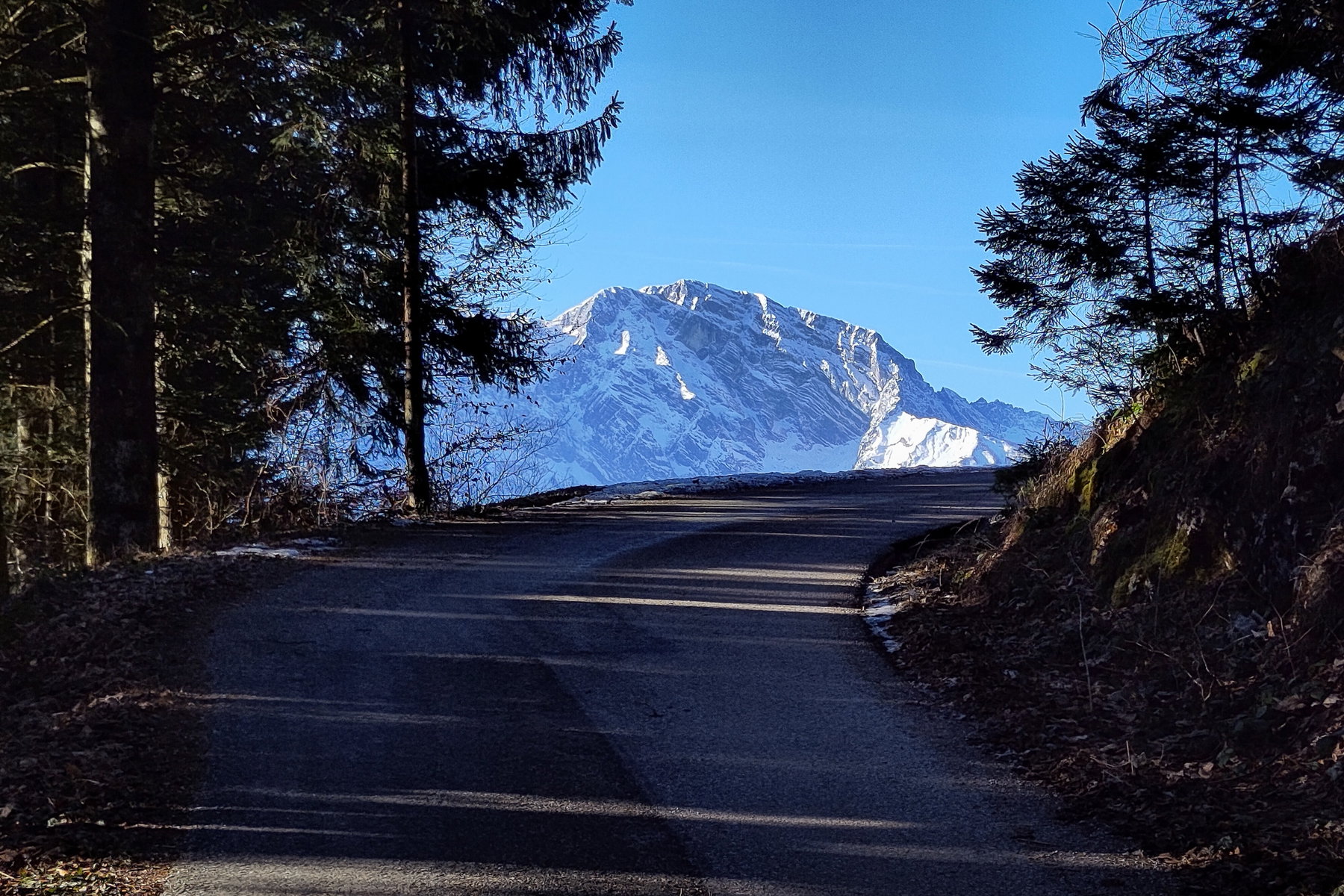Göllblick vor dem Weiler Kasbach. Foto: Karl Plohovich