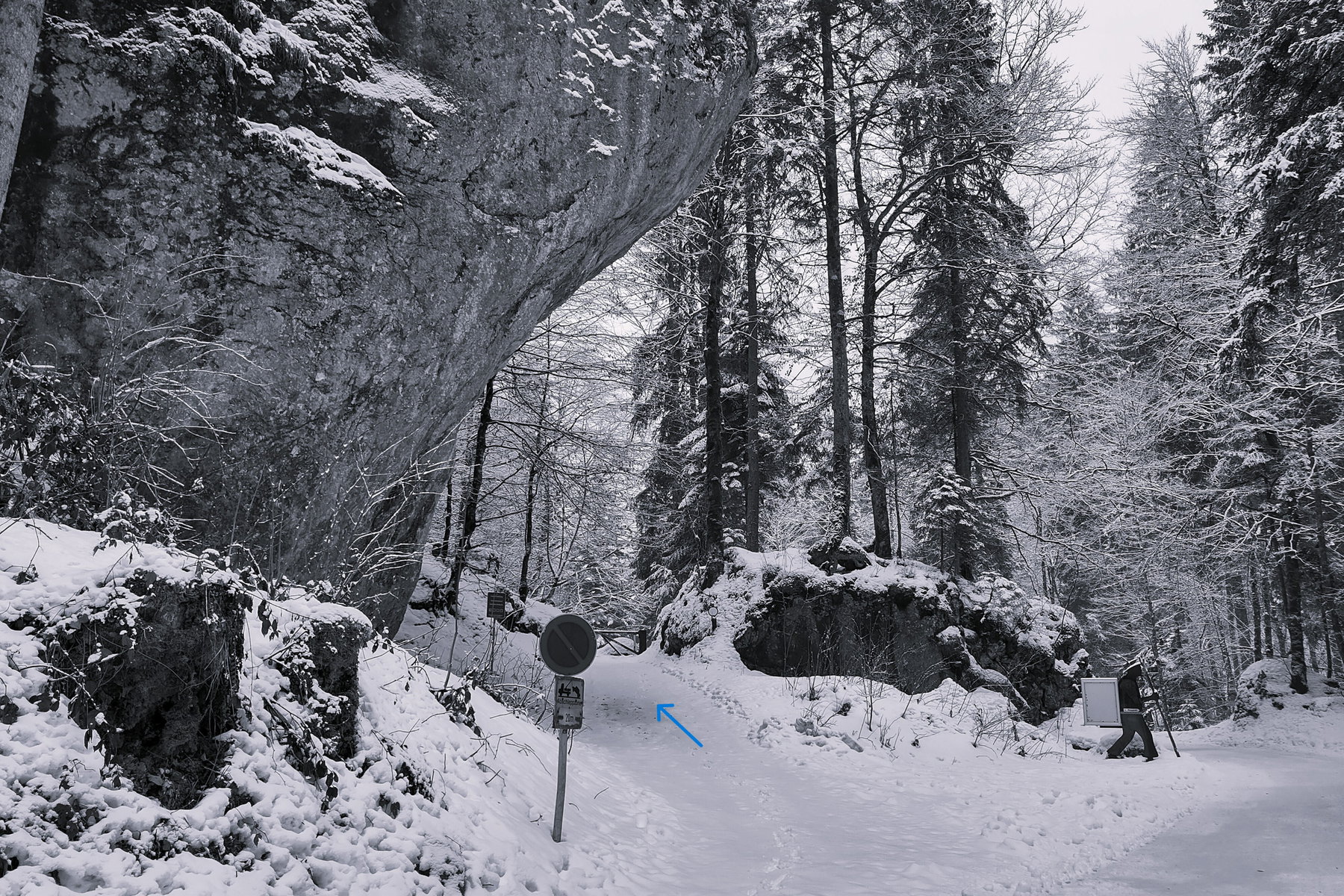 Immer wieder ein Blickfang: Satzstein (mit unschuldig überdecktem Eis). Foto: Karl Plohovich