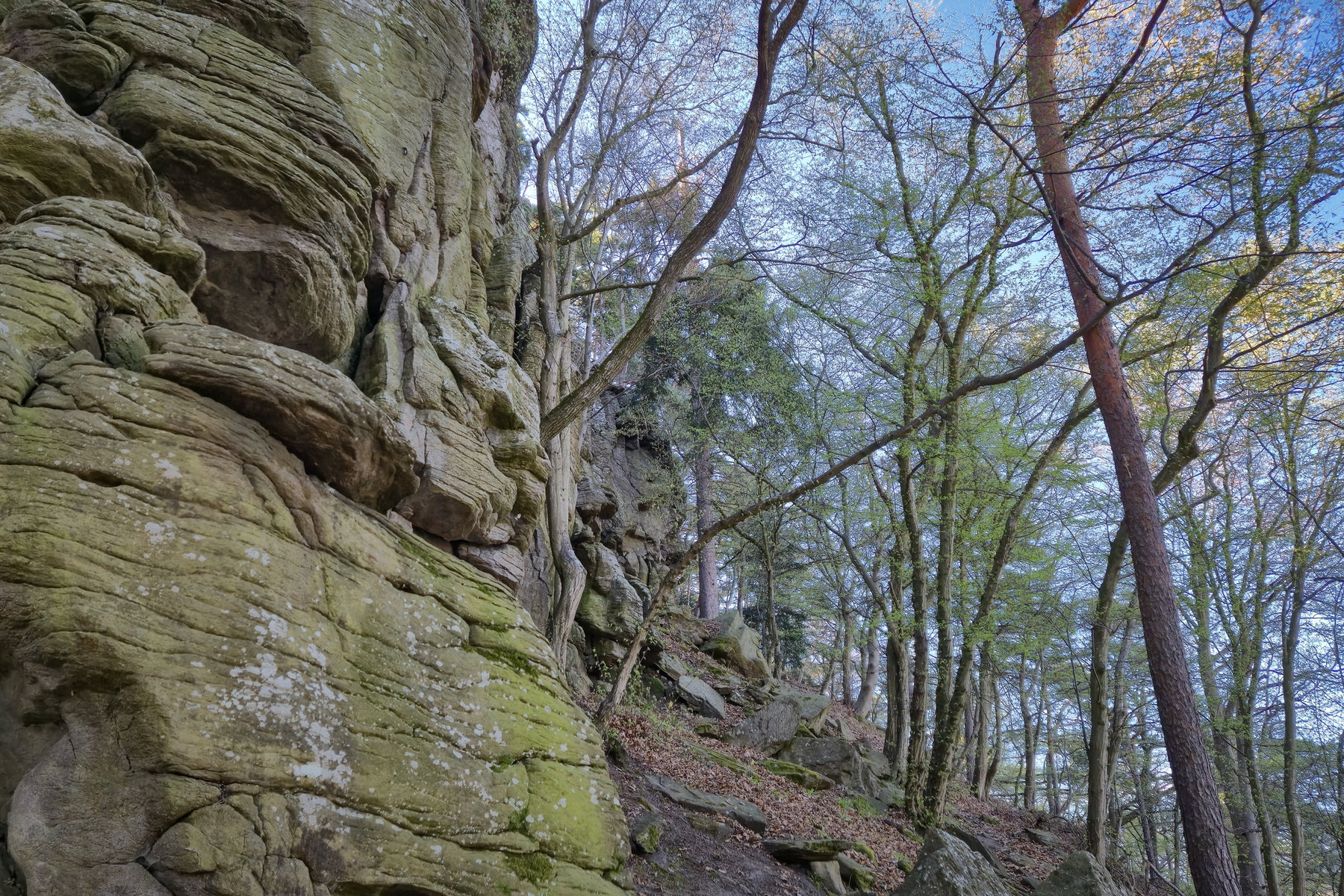 Vorbei an der Kletterwand. Foto: Linda Prähauser
