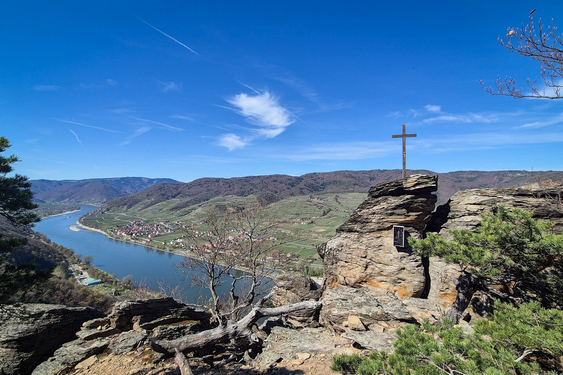 Ausblick vom ersten Aussichtspunkt während dem Aufstieg. Foto: Linda Prähauser