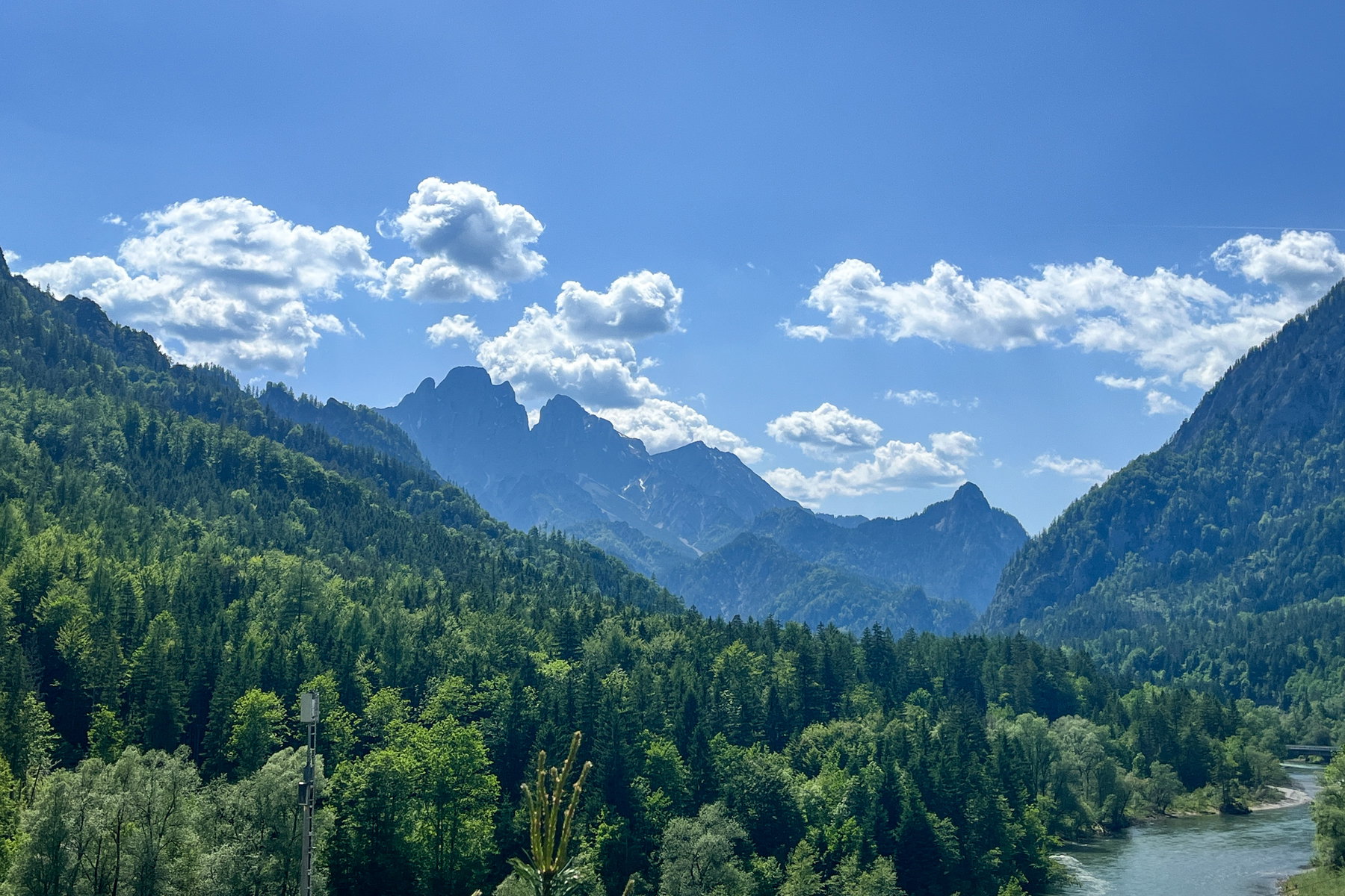 Grandioser Ausblick auf die Enns und die Berge. Foto: Birgit Matzinger